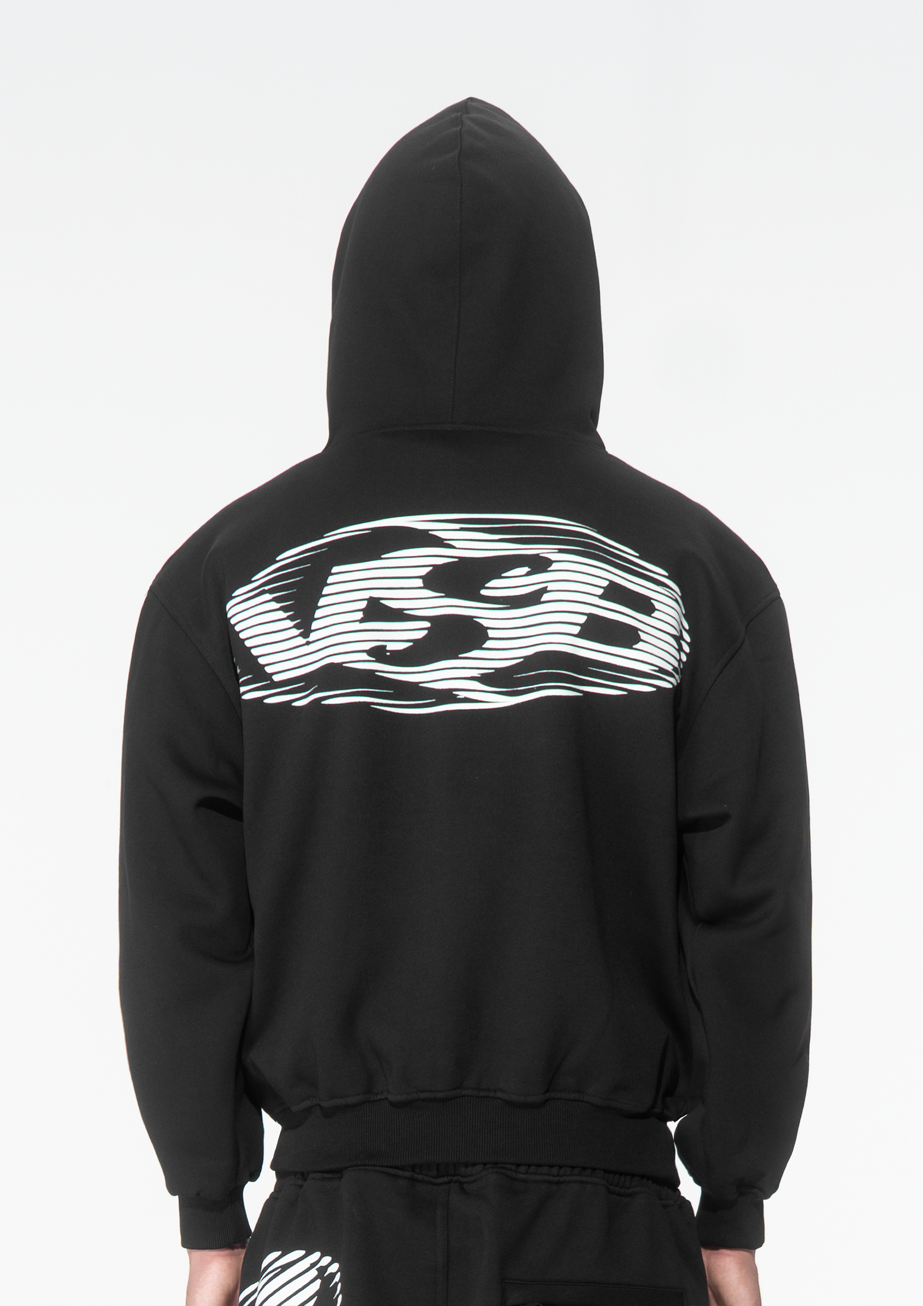 SIGNATURE HOODIE CRUEHAWTS