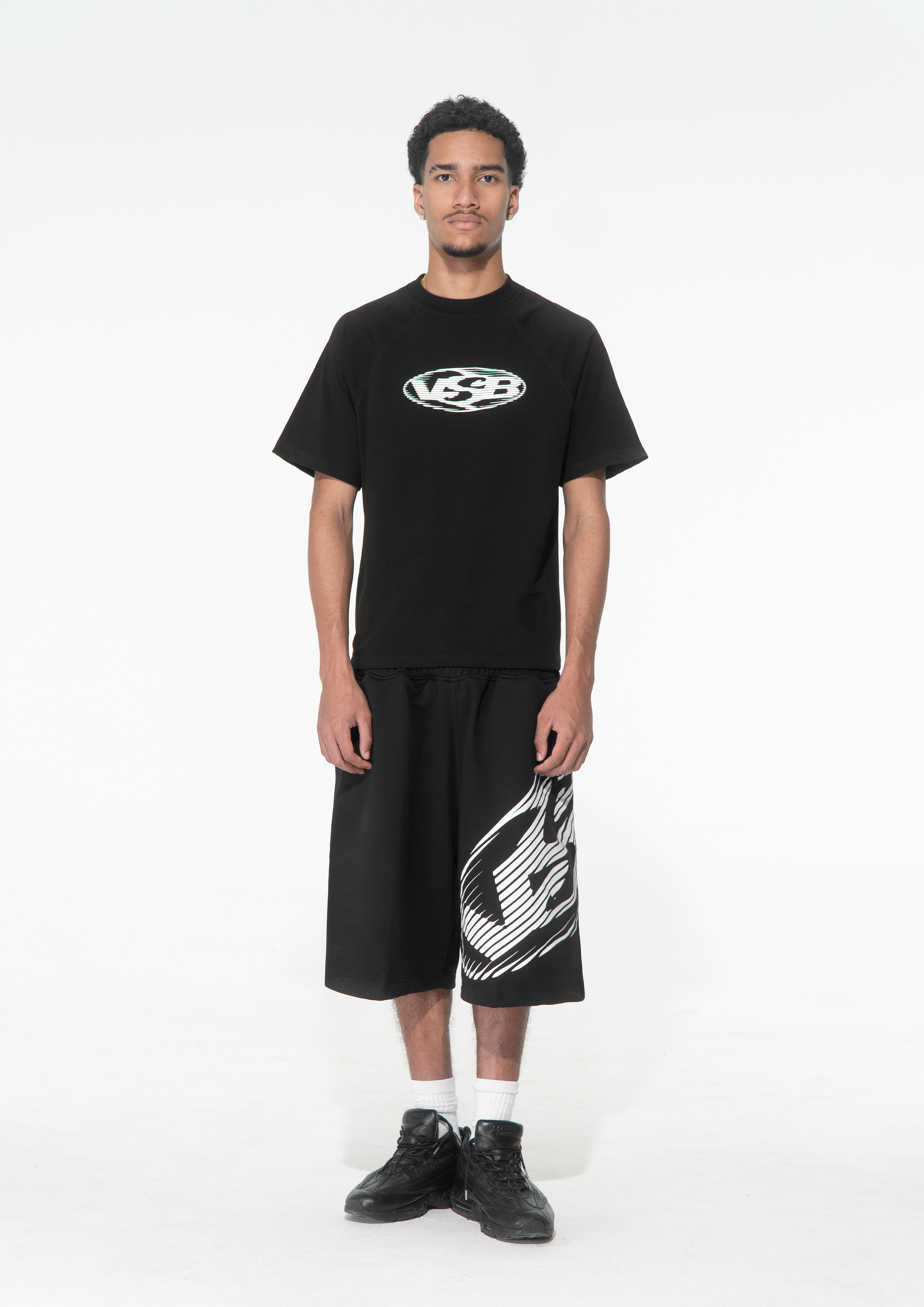 SIGNATURE LOGO T-SHIRT CRUEHAWTS