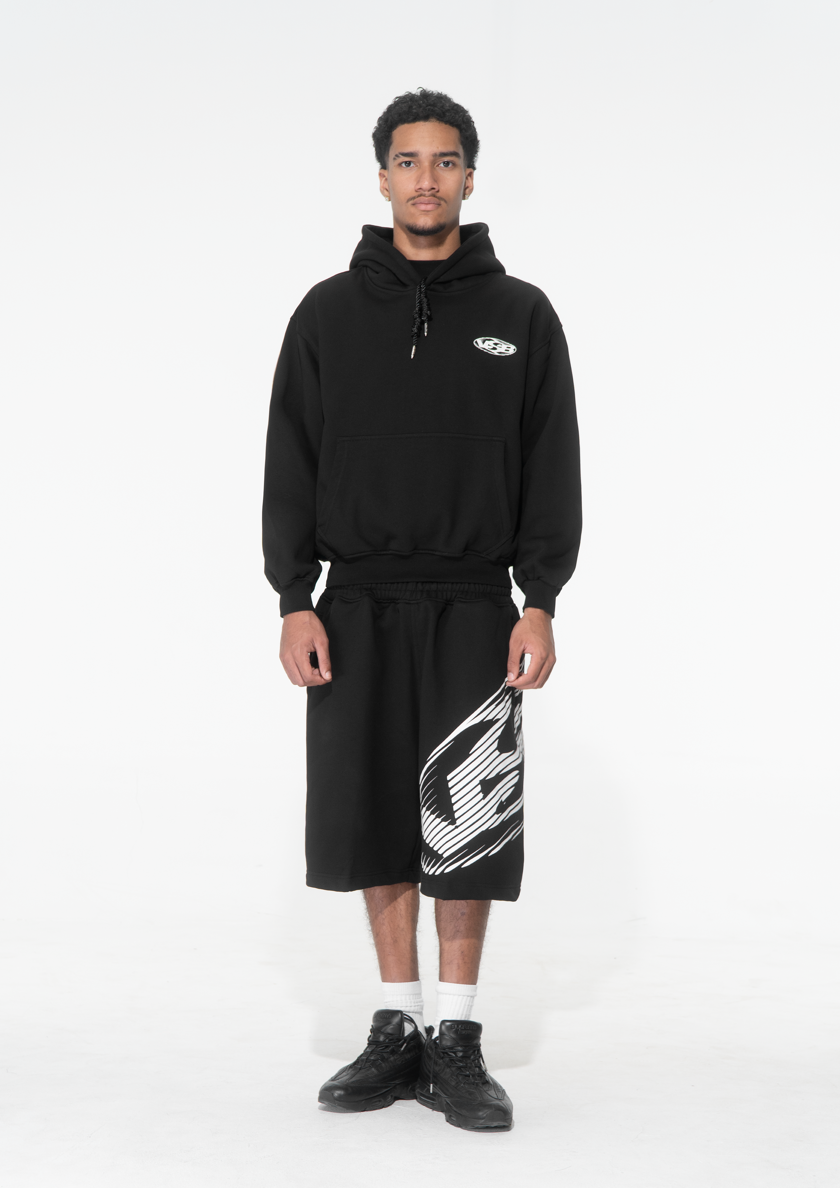 SIGNATURE HOODIE CRUEHAWTS